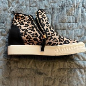 Steve Madden leopard print ankle boots